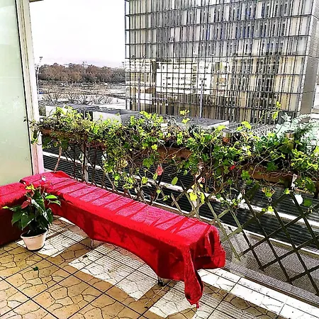 Seine Front / Lib. F.mitterrand *